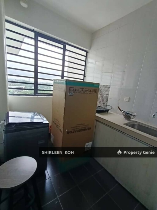 Room Rent at Aliff Avenue @ Damansara Aliff Tampoi
