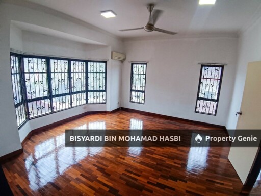 Renovated Corner Lot 2.5 Storey Superlink at Precint 16, Putrajaya