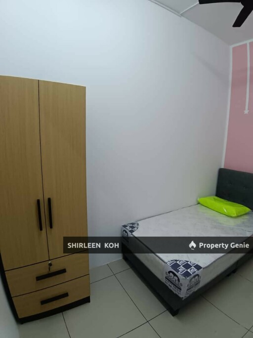 Female room for rent at Suriamas Suites @ Larkin JB Town