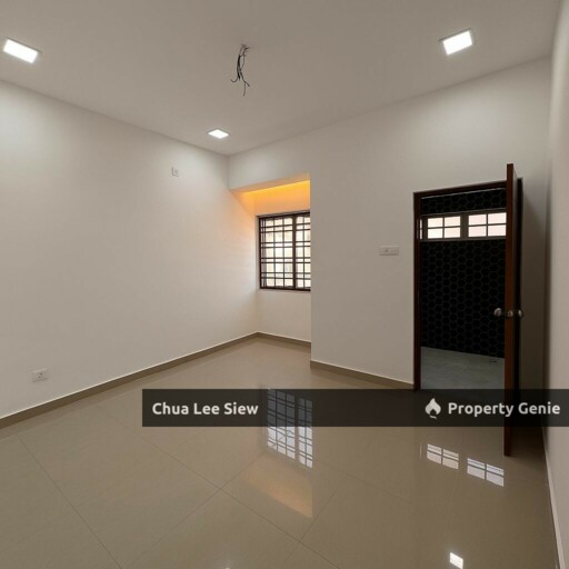 For SALE Double Storey Terrace House 📍Bandar Putra Kulai