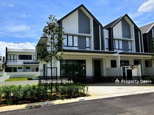 2 Storey End Lot Superlink Partial Furnished House For Rent @ Kota Kemuning Shah Alam