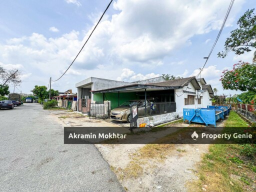 FREEHOLD & END LOT | 1 Storey Terrace House Taman Semenyih