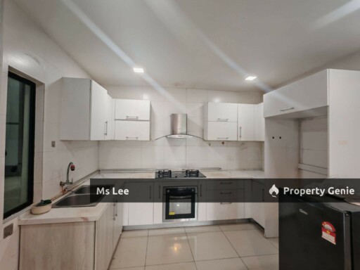 T-Parkland Condo @ Templer Park Resort , Rawang - Level 12 Greenery View - Sale Below Bank Value Rm70k