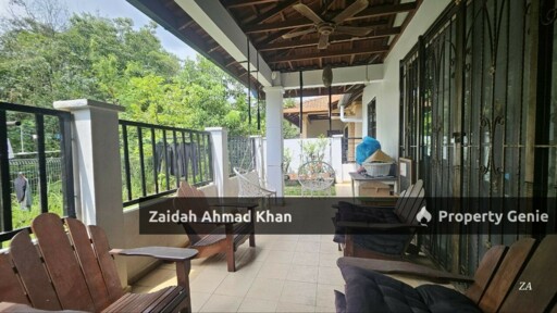 FULLY FURNISHED RENOVATED DOUBLE STOREY SEMI D  House @ Bandar Nusarhu, Seksyen U10, Shah Alam FOR SALE
