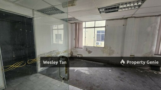 Melaka Raya 3 Commercial Adjoining Shops 66x70 Main Road with Parking