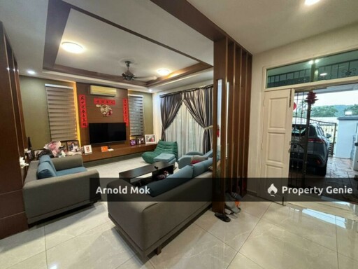 2 Storey Cluster House at Austin Heights for Sale