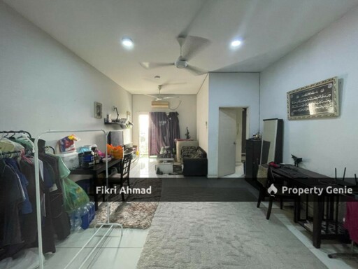 FOR SALE: Near UITM Kristal View Condominium Seksyen 7 Shah Alam