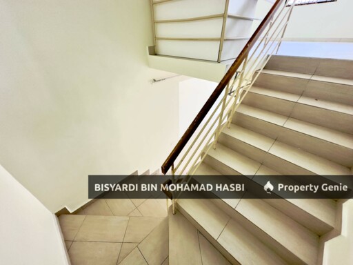 [RENOVATED & END LOT] Double Storey Taman Mawar 2, Bandar Baru Salak Tinggi, Sepang.