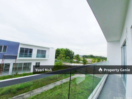 DOUBLE STOREY CASA VIEW @ CYBERSOUTH