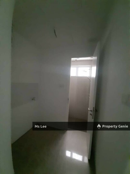 Binjai 8 @ KLCC- Near LRT, Bare Office, Level 37, Open for Reservation Now