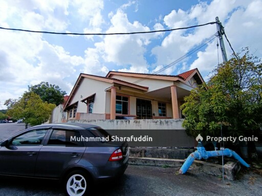 SINGLE STOREY CORNERLOT TERRACE PSJ SG KARANG DARAT BESERAH KUANTAN.
