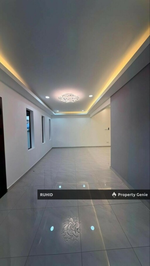 Taman Suria Single Storey Corner Lot, Fully Renovated, 4R3B, Freehold