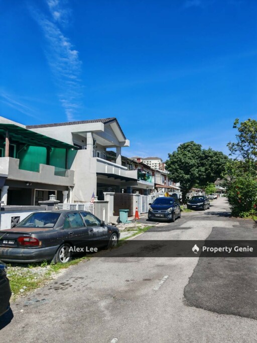2 Storey House Taman Bukit Belimbing Selangor Freehold Landed Home Spacious Layout Quiet Residential Area Ideal For Family Living