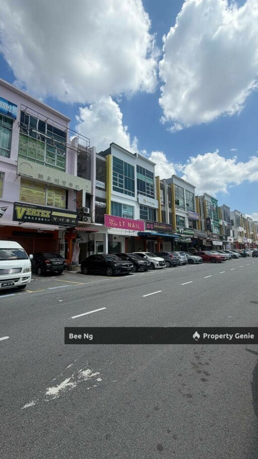 Mutiara Mas  / Ground Floor Shop