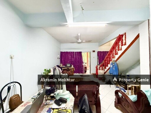 Frehold & Facing Open | Double Storey Bandar Rinching Seksyen 4 Semenyih