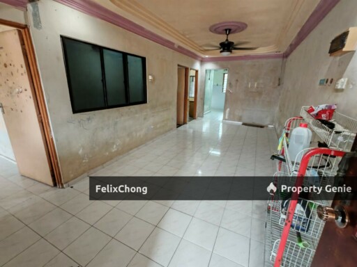 Taman Emas Merah 1 Sty Low Cost,Jalan Emas Merah,Pekan Nanas,Renovated