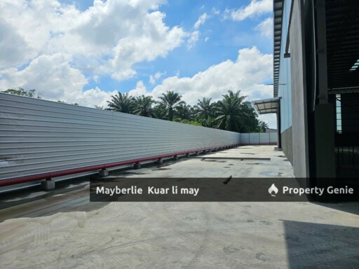 Telok Panglima Garang Factory /Warehouse for Sale