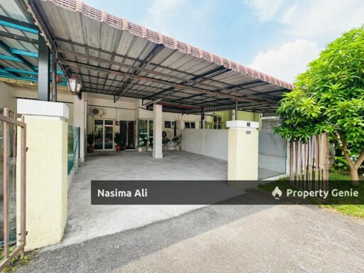 Single Storey Terrace Jalan Bangau Taman Bentara Teluk Panglima Garang, Selangor