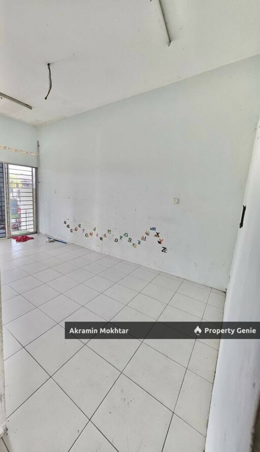 FREEHOLD & ENDLOT - Open Facing Single Storey house Jalan Bahtera,Telok Panglima Garang