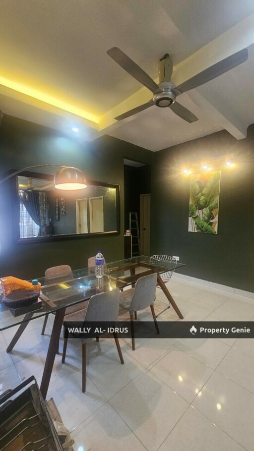 Town House Taman Seri Alam Saujana Utama Sungai Buloh
