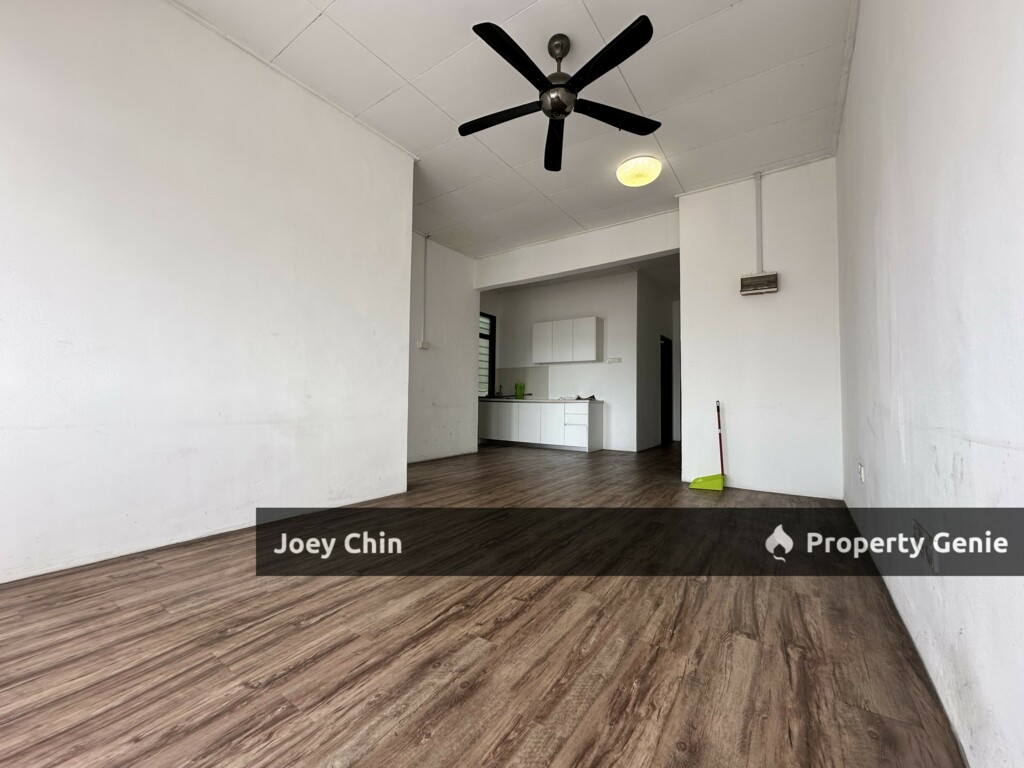 Ehsan Jaya Apartment For Rent