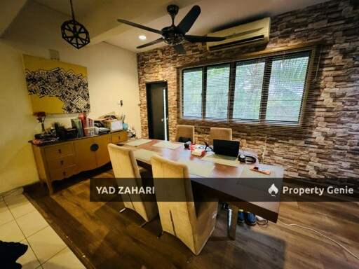 Ivy Terrace, Shah Alam | 2-Storey Terrace 4 Bedrooms | RM750K - Fully Extend at Back & Spacious Porch