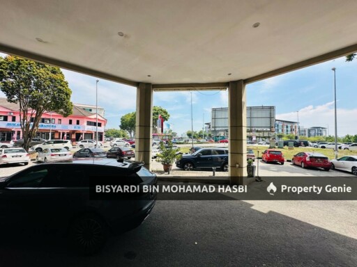 Jangan Lepaskan Bangunan Komersial 5 Tingkat Berlif di Bukit Baru Melaka – Prime Corner Facing Main Road! ROI Tinggi & Lokasi Paling Strategik!