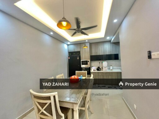 Crescent Park, Bukit Mahkota, Kajang | Townhouse 3+2 Rooms | RM640K - Fully Furnished, Renovated With Bigger Upper Unit