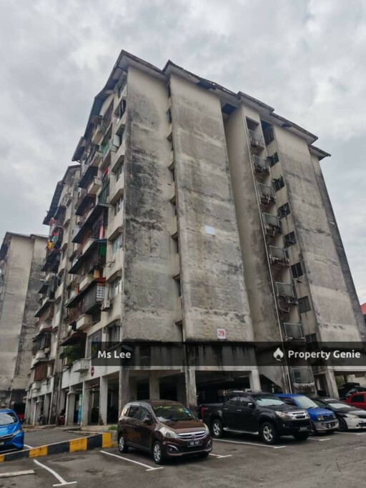 Taman Bunga Negara @ Seksyen 27 , Shah Alam-Blok 29 Tingkat 8-Ready 30/11 or 15/12