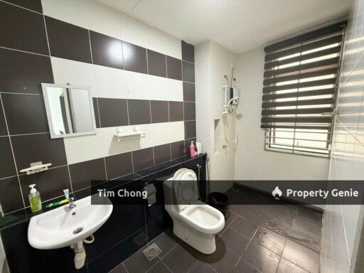 Austin Regency 1+1房单位公寓出租！全家私，包括两个车位，高楼风景😍