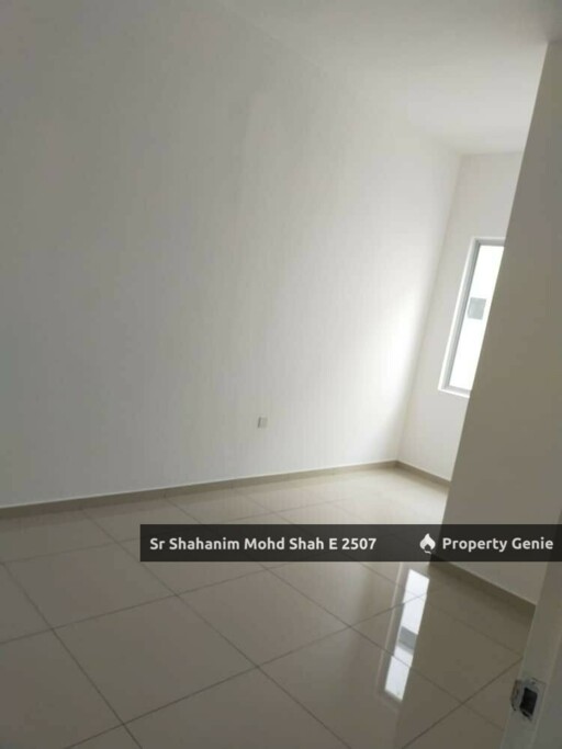 DOUBLE STOREY FOR SALE - LAMAN SENDAYAN, DELIA, BANDAR SRI SENDAYAN, NEGERI SEMBILAN