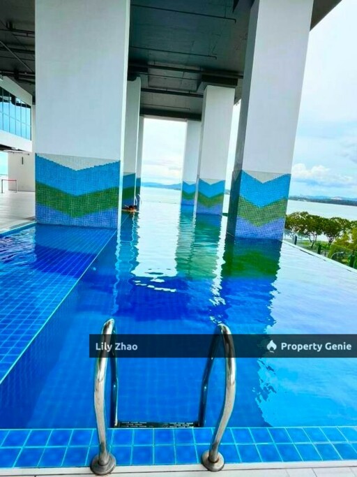 Bay Suites Waterfront Sea View Condo, 2Bed 2Bath, Kota Kinabalu City Centre, Sabah