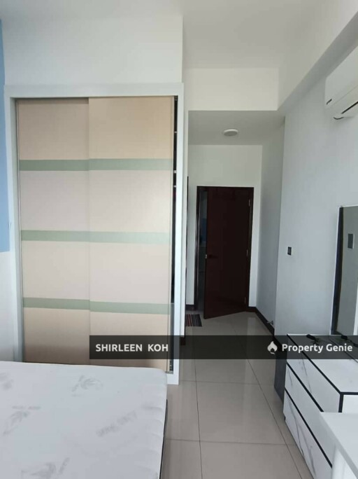 Female Room for Rent at Paragon Suites @ CIQ JB Town