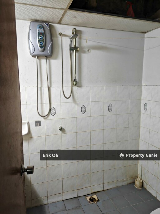 Pangsapuri Langat Utama, Taman Langat Murni, Banting – For Sale