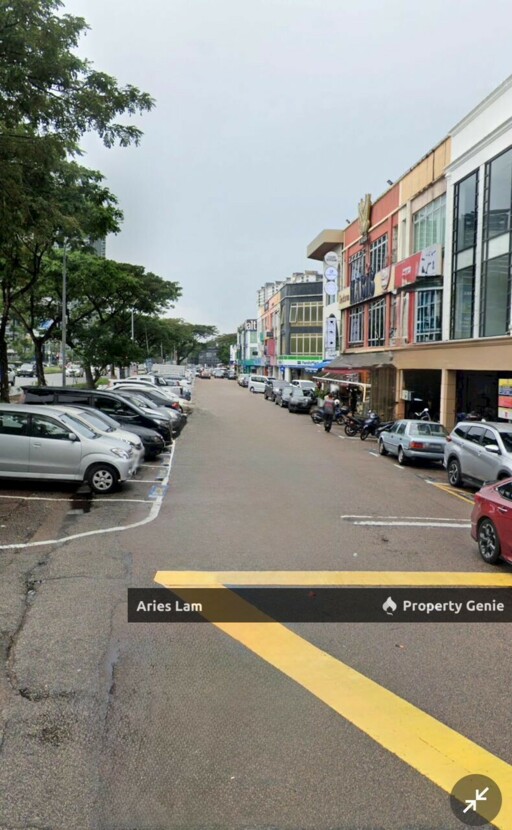 Nusa Bestari 3 Storey Corner Lot Shop/Facing Main Road