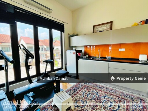 Kiara View, Sri Hartamas For Sale. 3 Storey Semid 7+1 Bedrooms