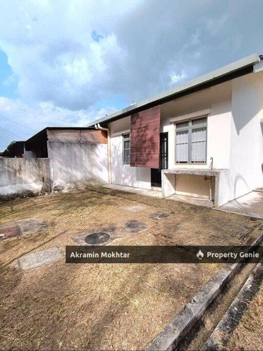 End Lot Single Storey Terrace (Facing Open)  Taman Merbah, Olak Lempit ,Banting Selangor .