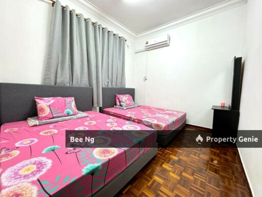 Taman Bukit Kempas/Double Storey Terrace Extra Large/Cheapest