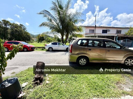 Facing Open & Extended | 2 Storey Terrace Taman Tasik Semenyih.