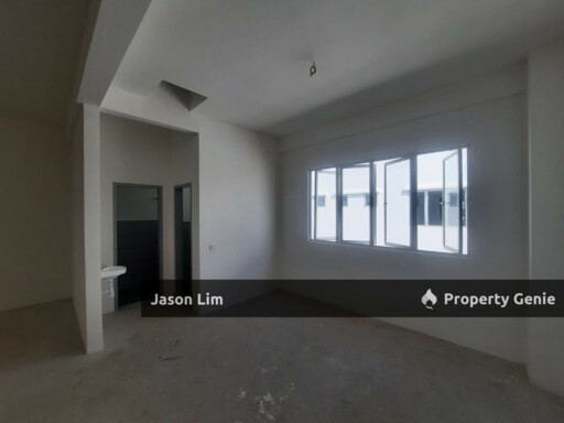 Setia Fontaines Shophouse Fronting Main Road