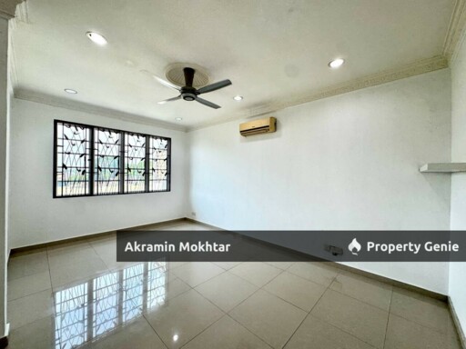 Freehold & Renovated | 2.5 Storey Semi Detached House @ Subang Alam, Seksyen 27, Shah Alam