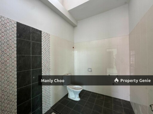 CORNER Double Storey Desa Cheng Perdana Bare Unit Taman Merdeka GJH