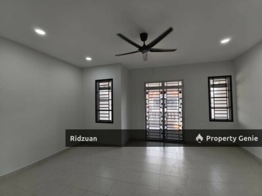 Double Storey House @ Bandar Pulai Jaya