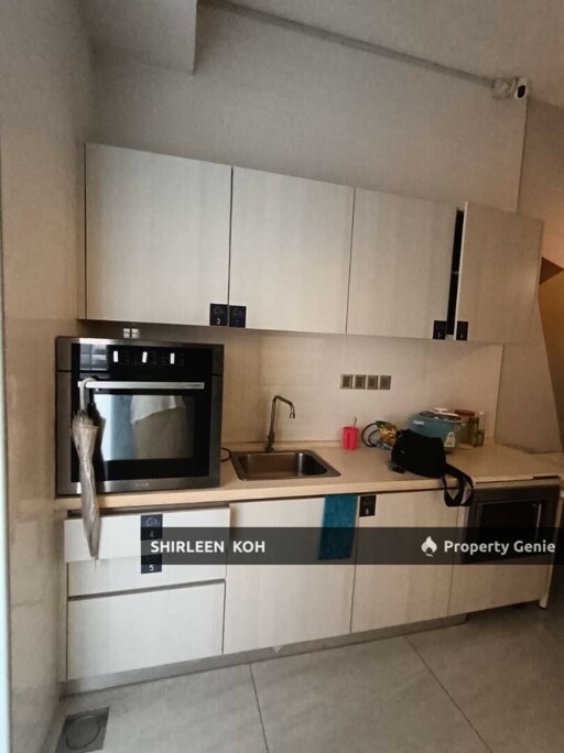 Master Room for rent at Paragon Suites @ CIQ JB Town
