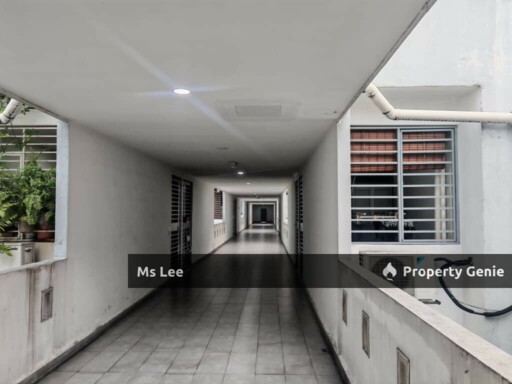 228 Condo @ Selayang Baru-Renovated Level 15-Sale Below Bank Value 10k