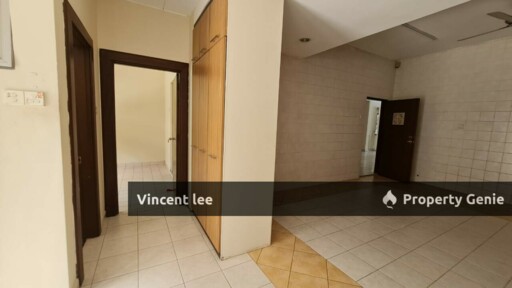Sri Petaling, 3 Storey Semi-D with 4000sqft Land Size