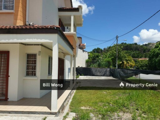 Kajang Perdana 2 Storey Terrace House Corner Lot 42x75 Big Land
