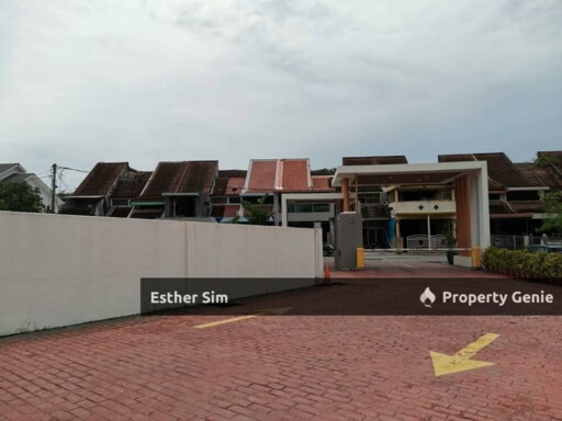Gated/Guarded 2 STorey Semi-D House in Taman Vila Indah @ Bukti Tengah
