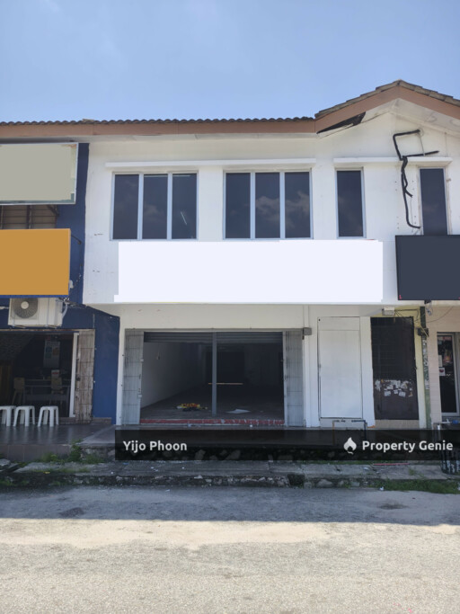 Shoplot Ground floor @ Bukit Sentosa, Rawang Main Road Frontage