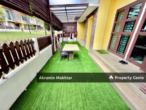 Freehold & Ground Floor | Townhouse Town Villa Avenue 2, Lake Valley Bandar Tun Hussein Onn, Cheras Selangor